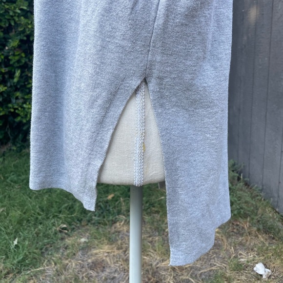 Banana Republic Outlet Turtleneck Sweater Hi-Lo Side Slits Size Medium - Picture 7 of 11